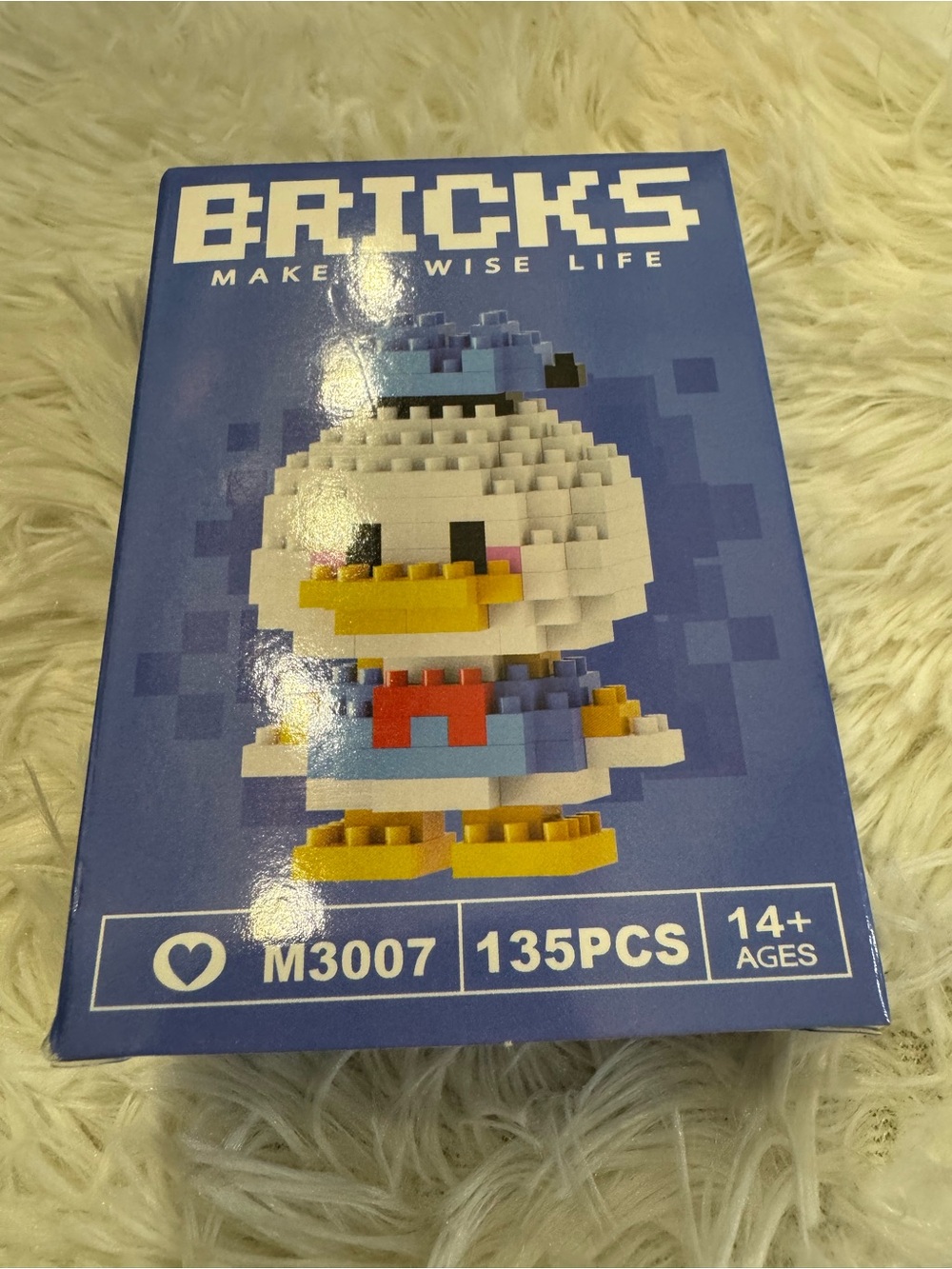 BRICKS Donald Duck Nano Building Block Set - 135 PCS